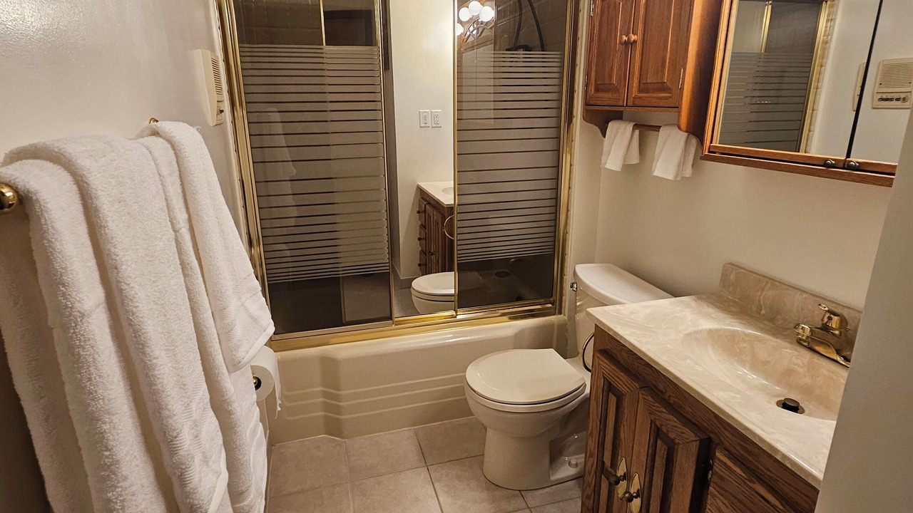 Photo of Bathroom in Kendall