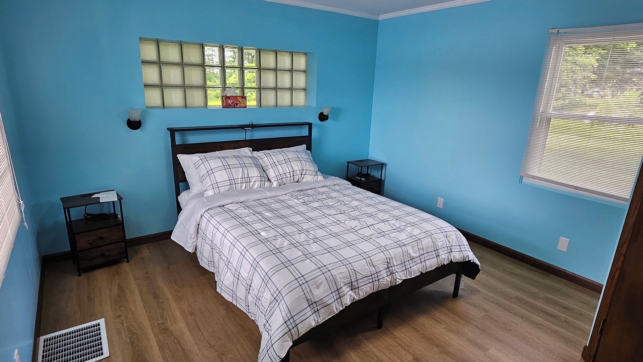 Photo of Bedroom in Kendall
