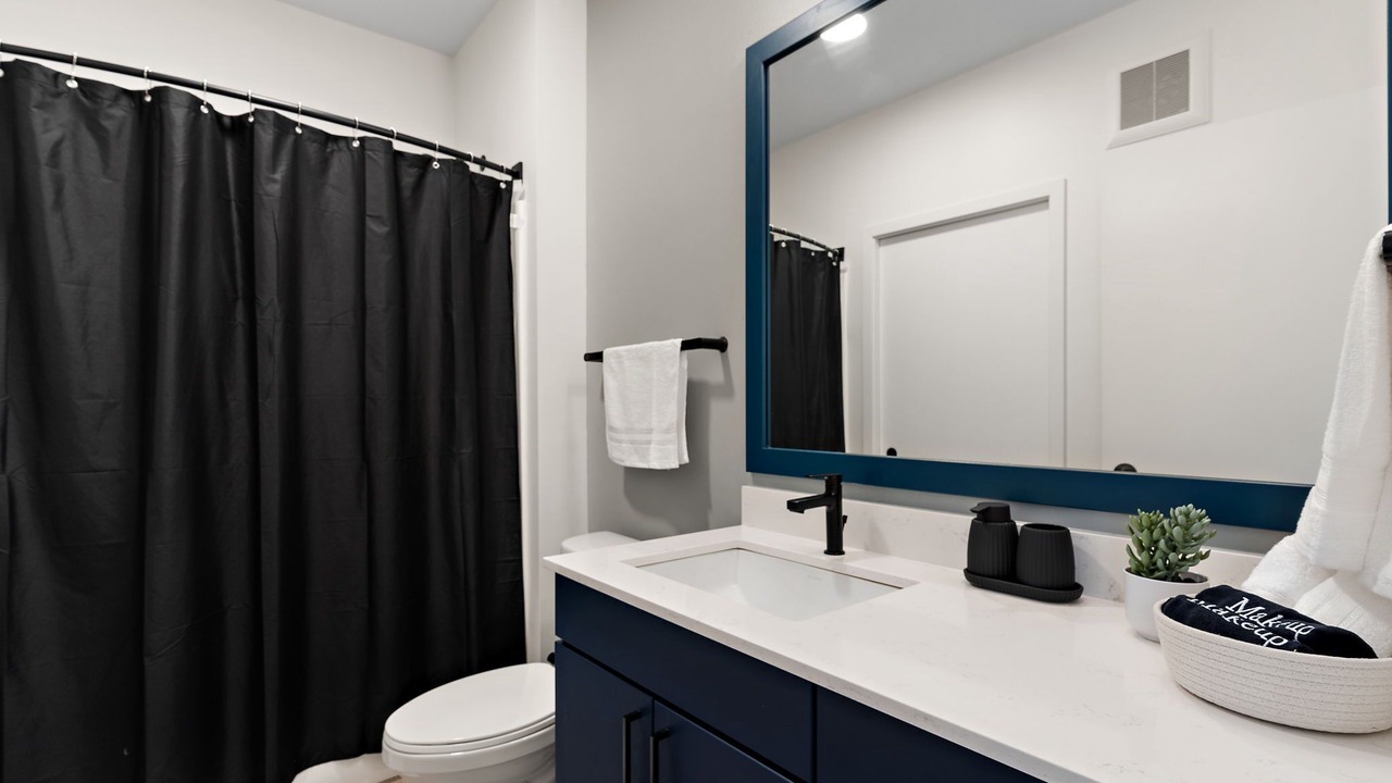 Photo of Bathroom in Downtown Minneapolis