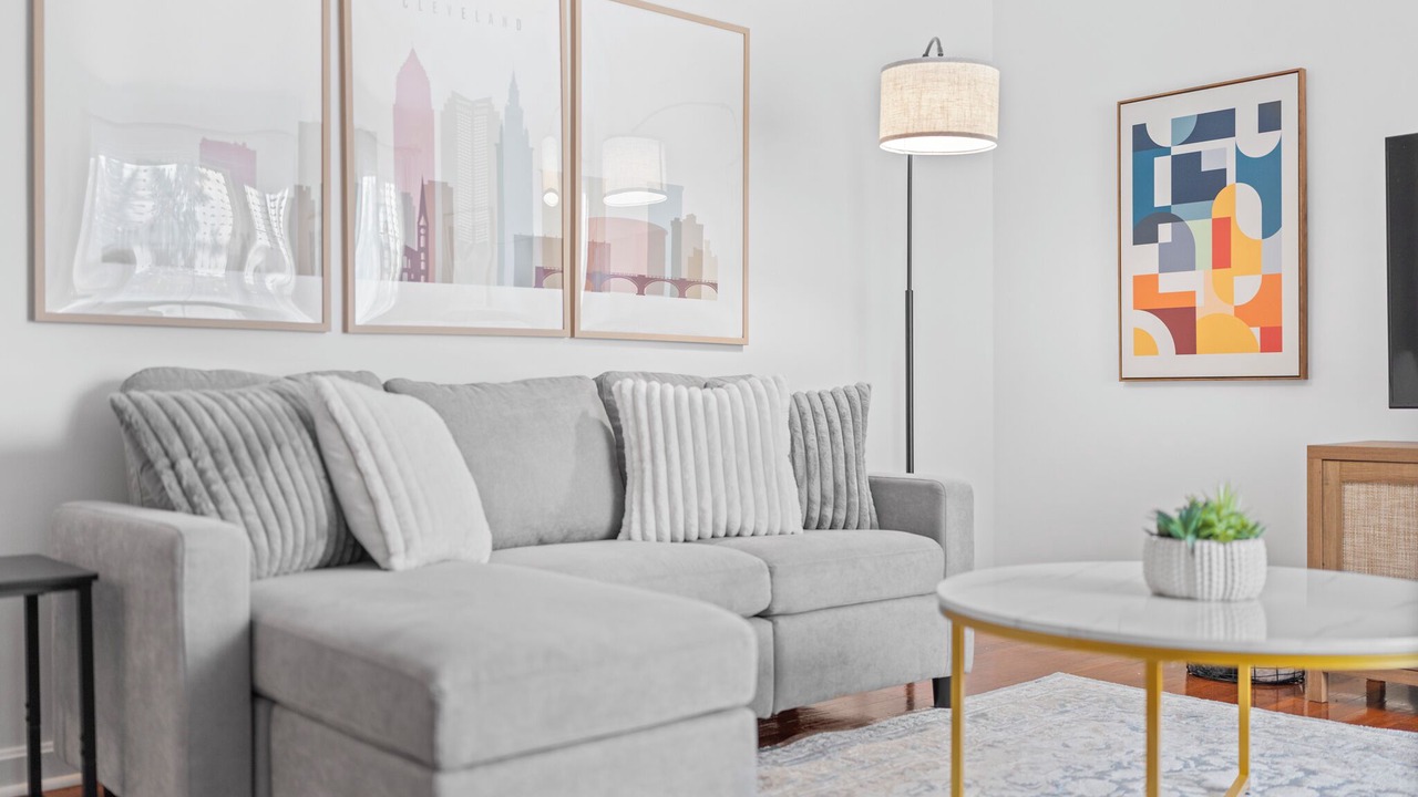 Photo of Livingroom in Cleveland Heights