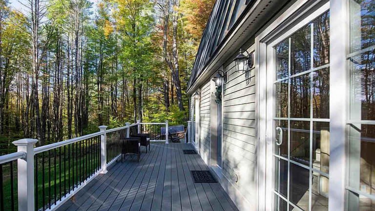 Photo of Patio Balcony in West Hartford