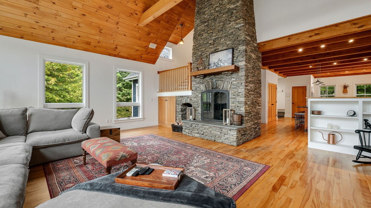 Photo of Livingroom in Richmond