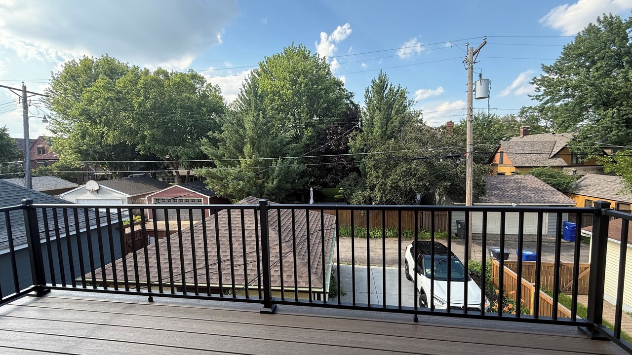 Photo of Outdoor in Summit - University