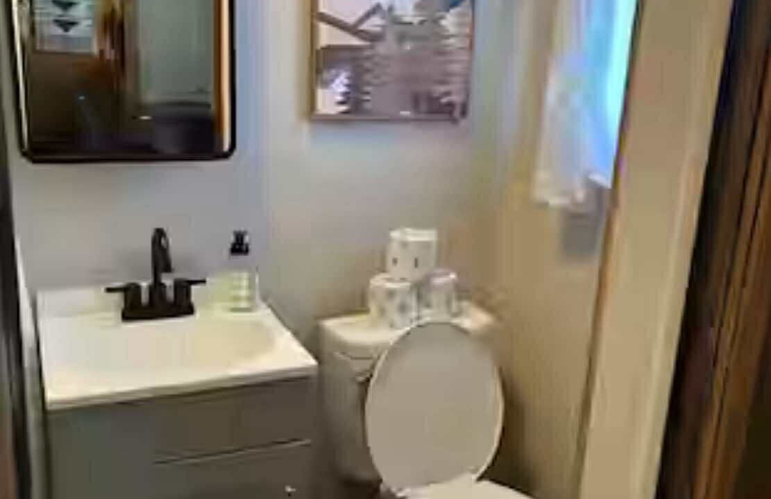 Photo of Bathroom in Eagle Nest