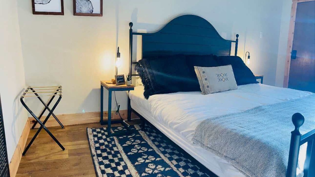 Photo of Bedroom in Eagle Nest
