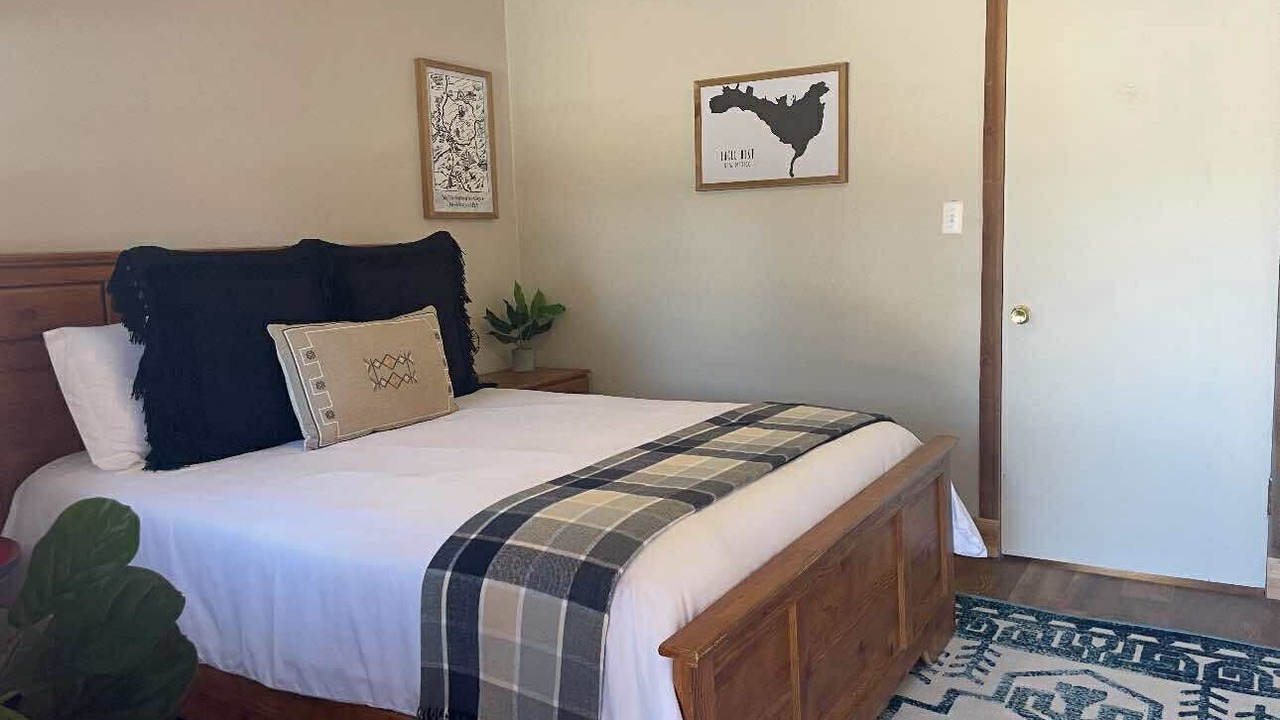 Photo of Bedroom in Eagle Nest