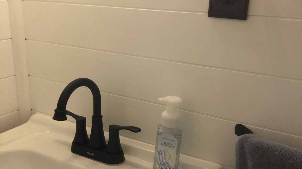 Photo of Bathroom in Star Lake