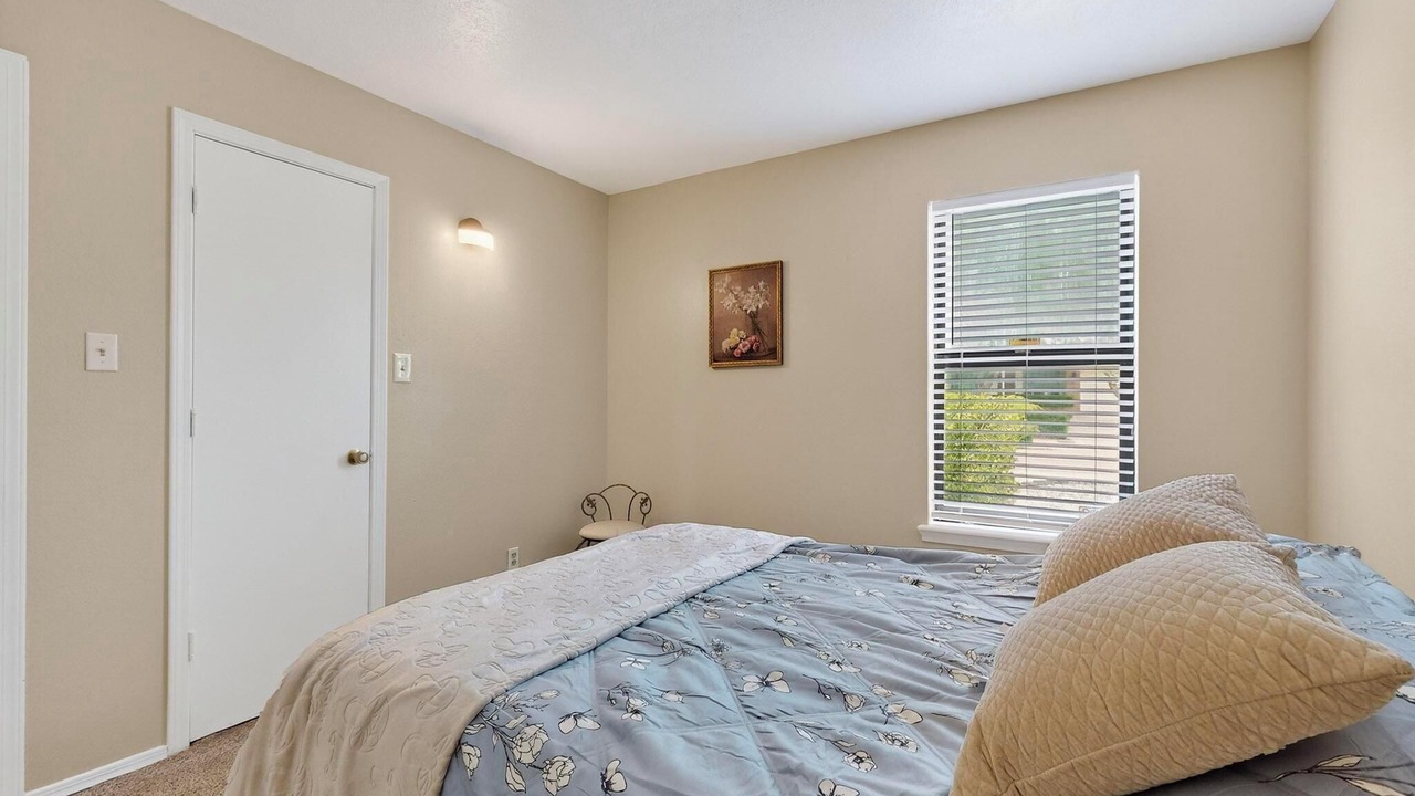 Photo of Bedroom in S Y Jackson