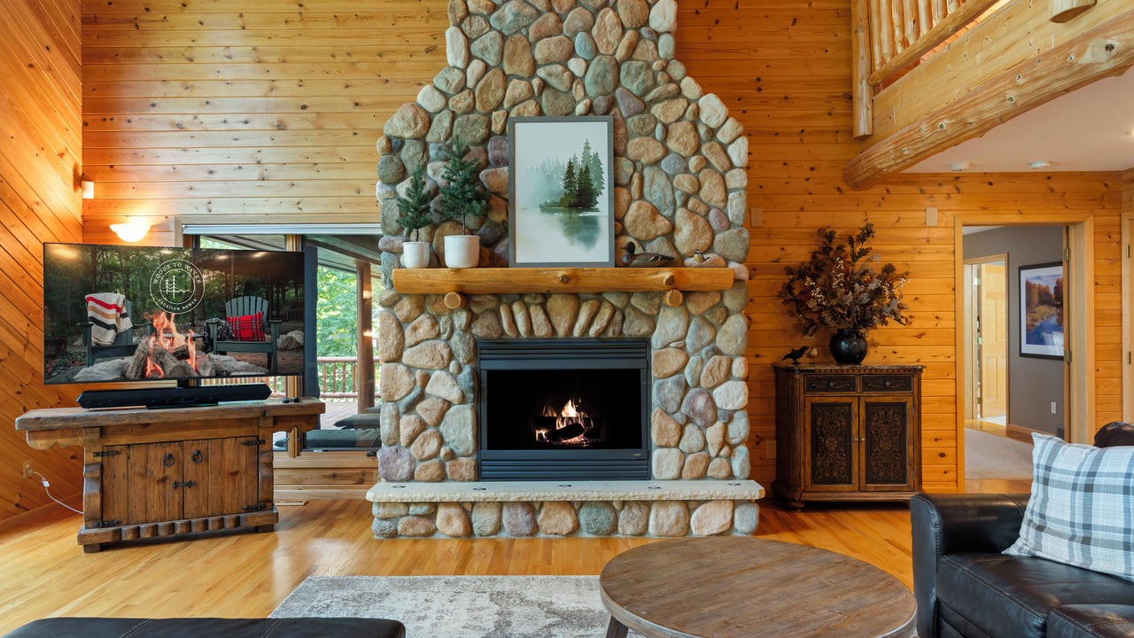 Photo of Livingroom in Crosslake