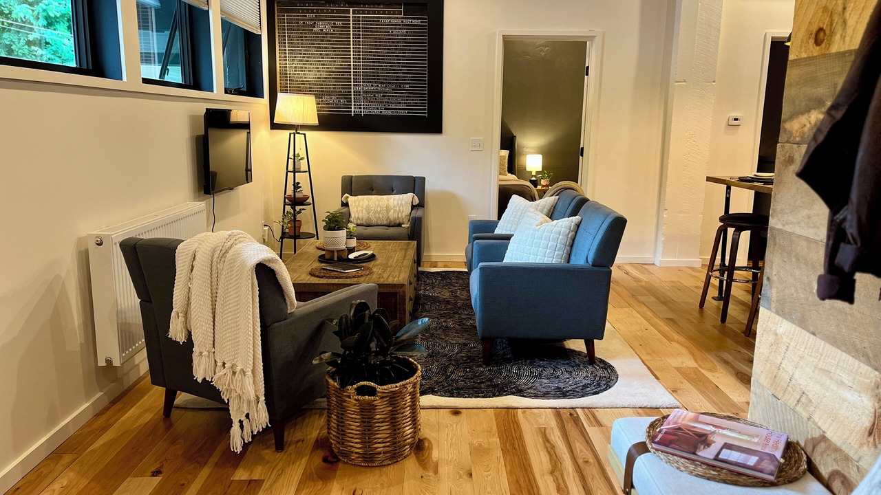Photo of Livingroom in Shelburne Falls