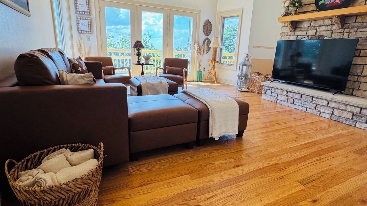 Photo of Livingroom in Old Timberline