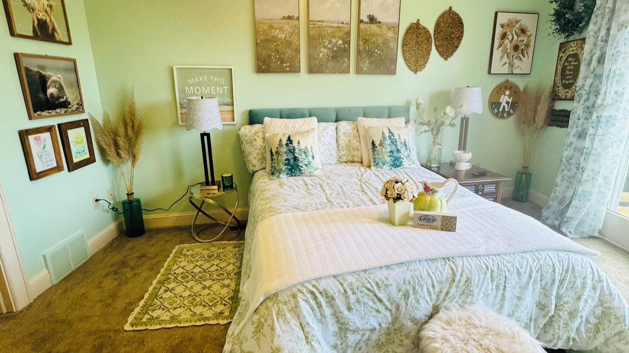 Photo of Bedroom in Old Timberline