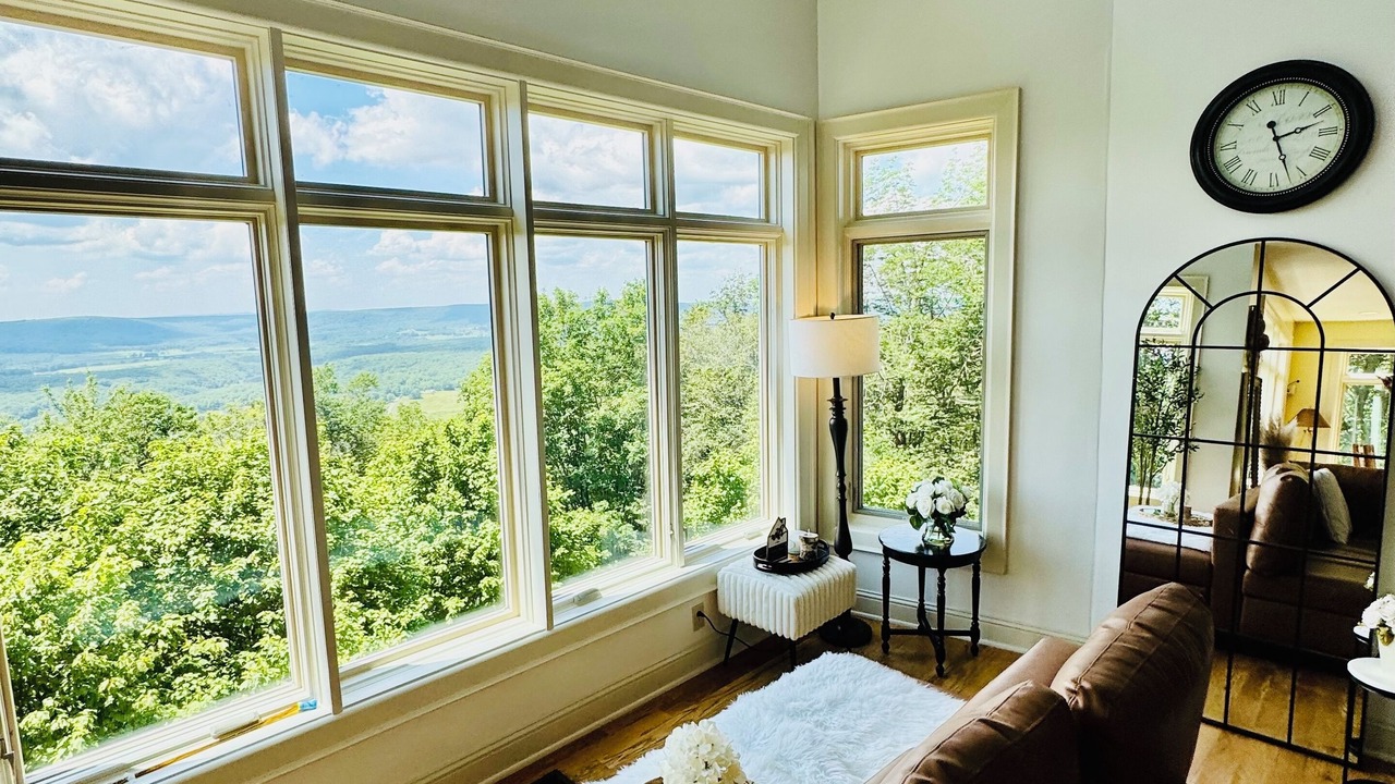 Photo of Livingroom in Old Timberline
