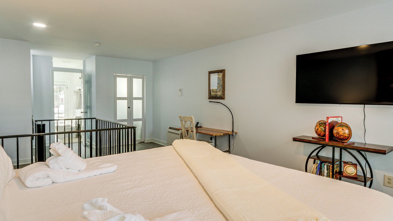 Photo of Bedroom in Downtown