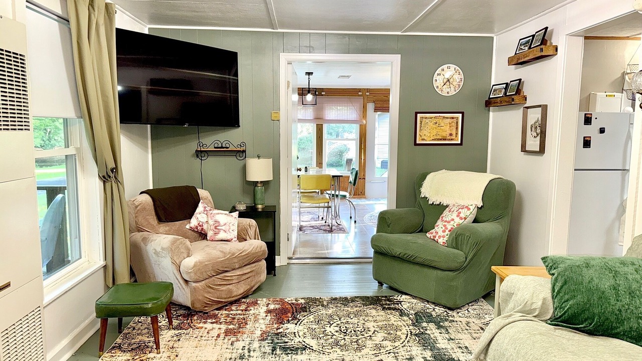 Photo of Bedroom in Valley Bend