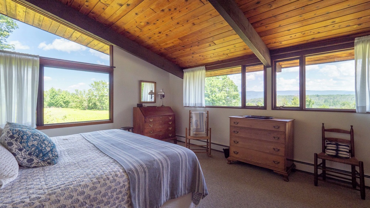 Photo of Bedroom in Williamstown
