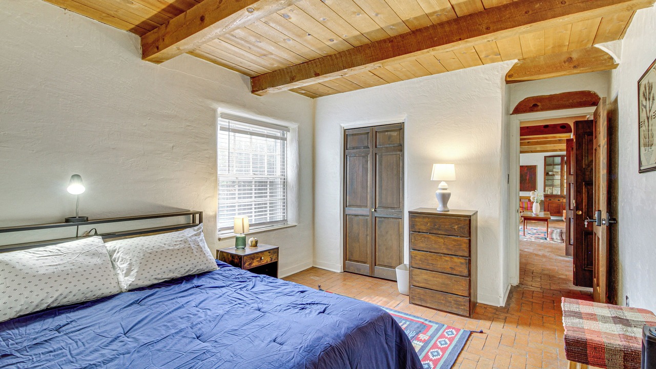 Photo of Bedroom in Northeast Heights