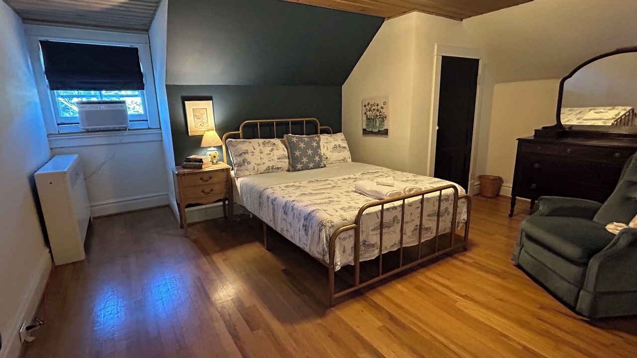 Photo of Bedroom in LaVale