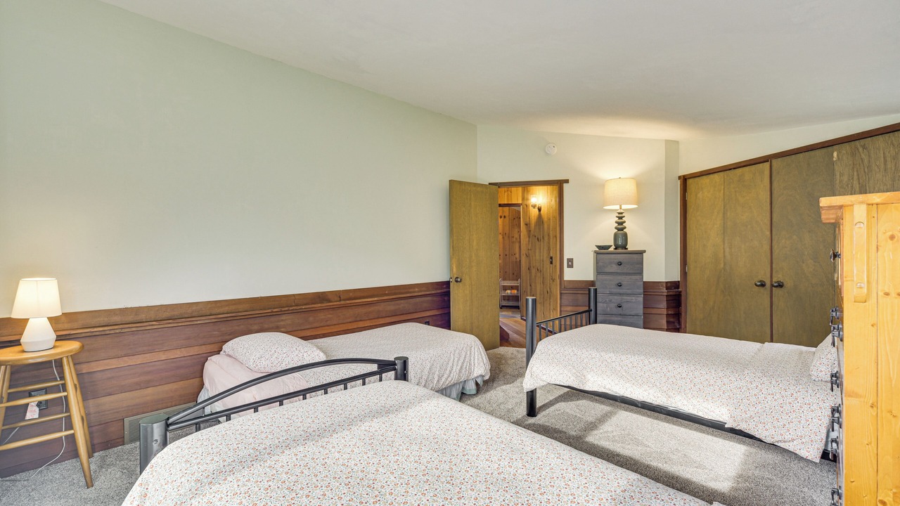 Photo of Bedroom in Sand Creek