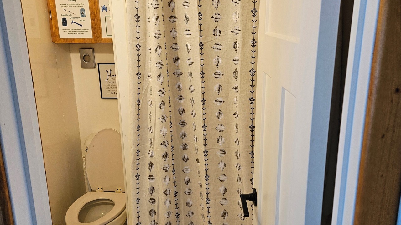 Photo of Bathroom in Weirgor