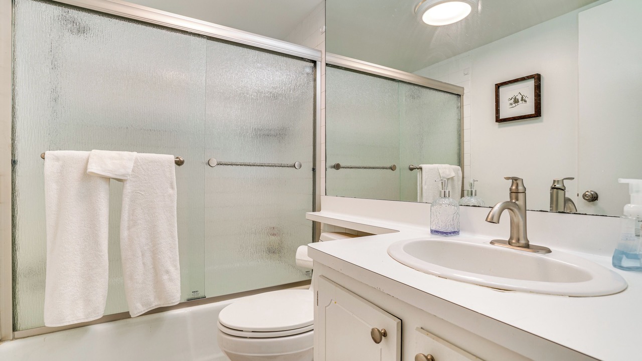 Photo of Bathroom in Navarre