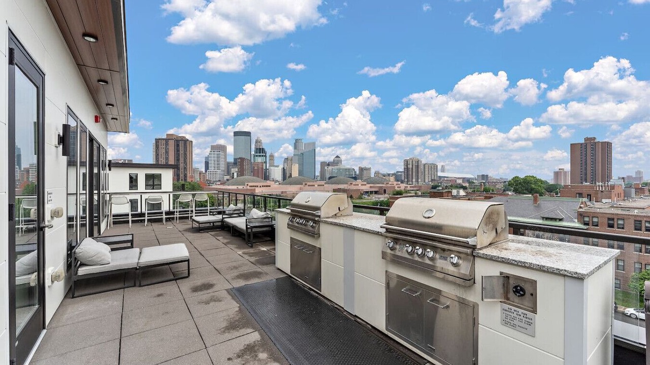 Photo of Patio Balcony in Downtown Minneapolis