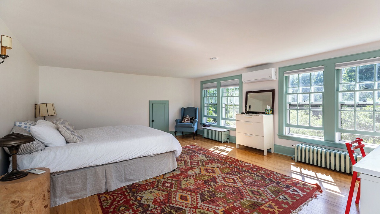 Photo of Bedroom in Washington Depot