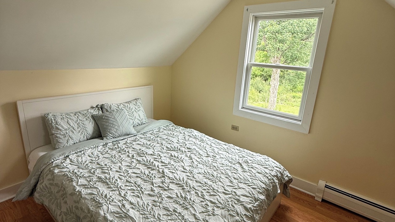 Photo of Bedroom in Eagle Bridge