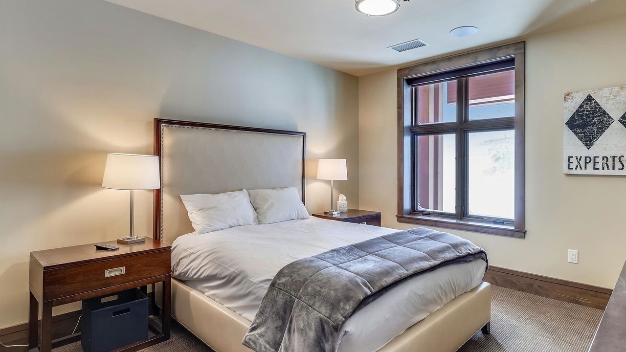 Photo of Bedroom in Stowe Area