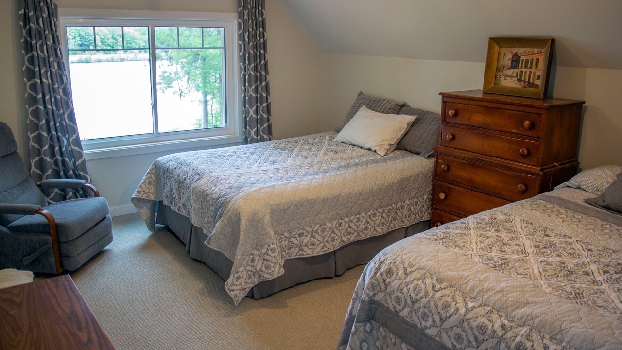 Photo of Bedroom in Holcombe