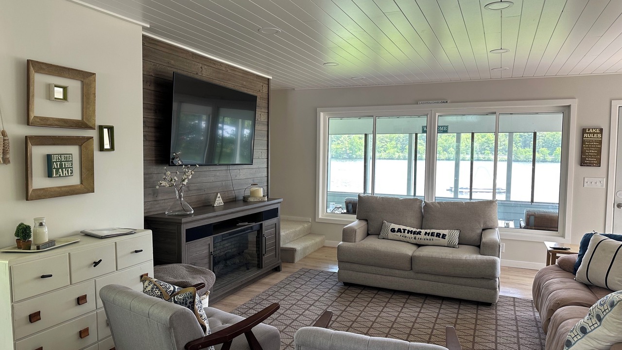 Photo of Livingroom in Holcombe