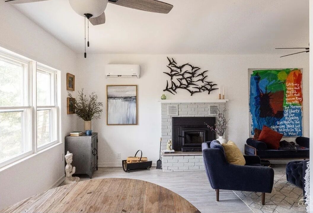 Photo of Livingroom in Niverville