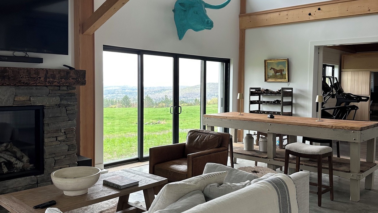 Photo of Livingroom in Sutton