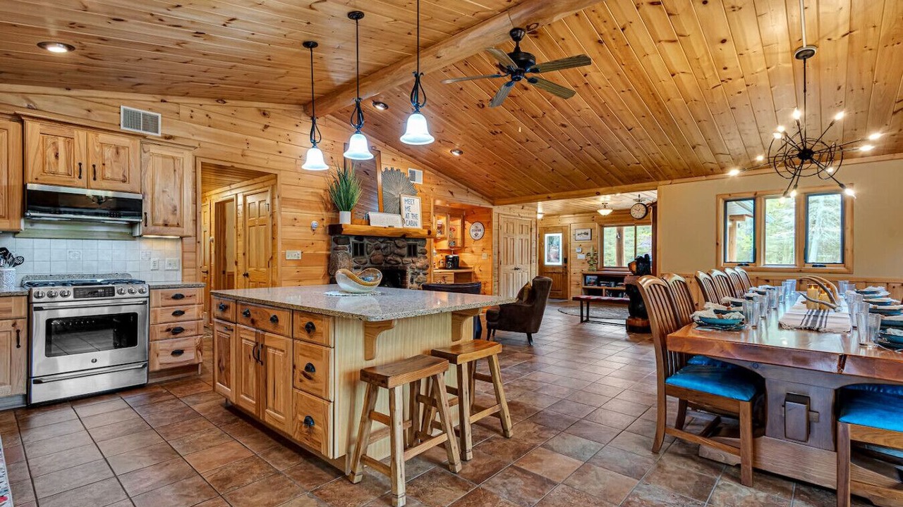 Photo of Kitchen in Lincoln County
