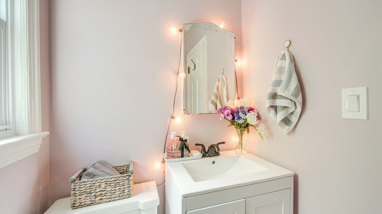 Photo of Bathroom in University Heights