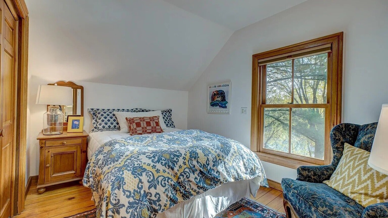 Photo of Bedroom in Marine on St. Croix