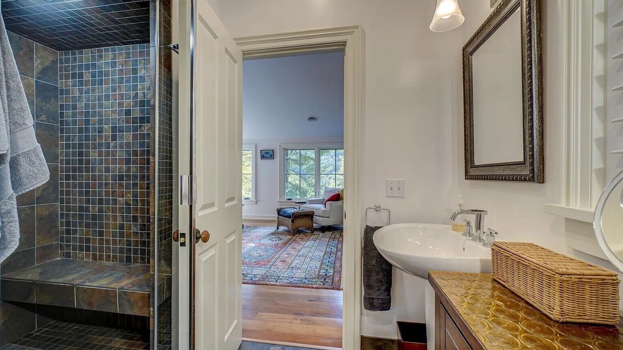 Photo of Bathroom in Marine on St. Croix