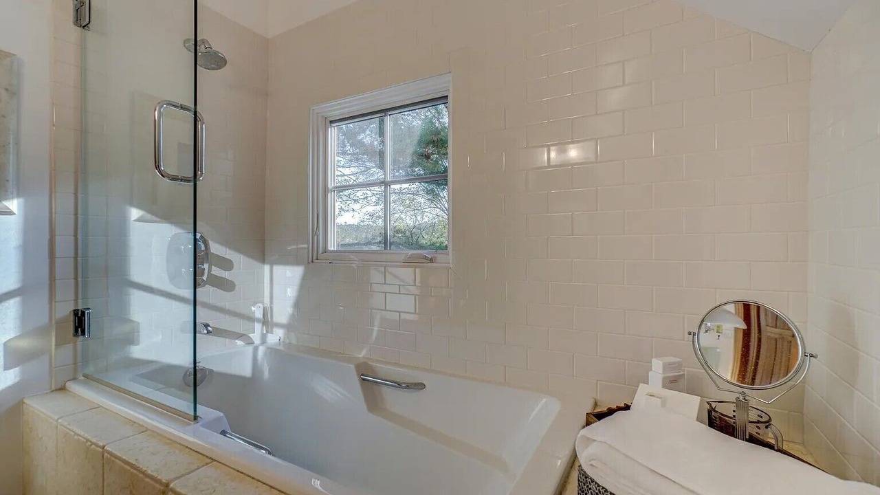 Photo of Bathroom in Marine on St. Croix
