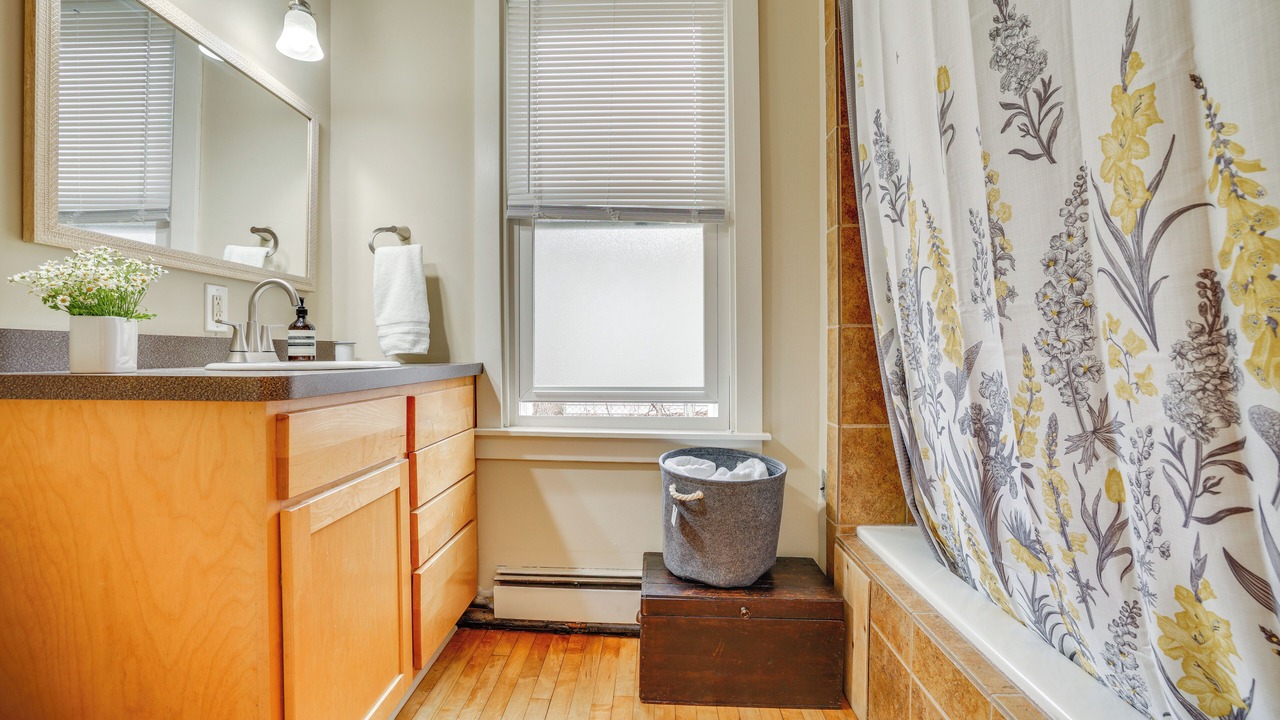 Photo of Bathroom in West Seventh