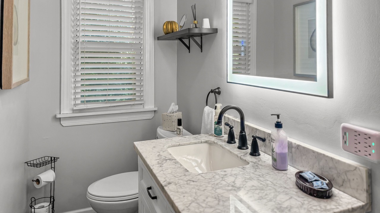 Photo of Bathroom in Zenda