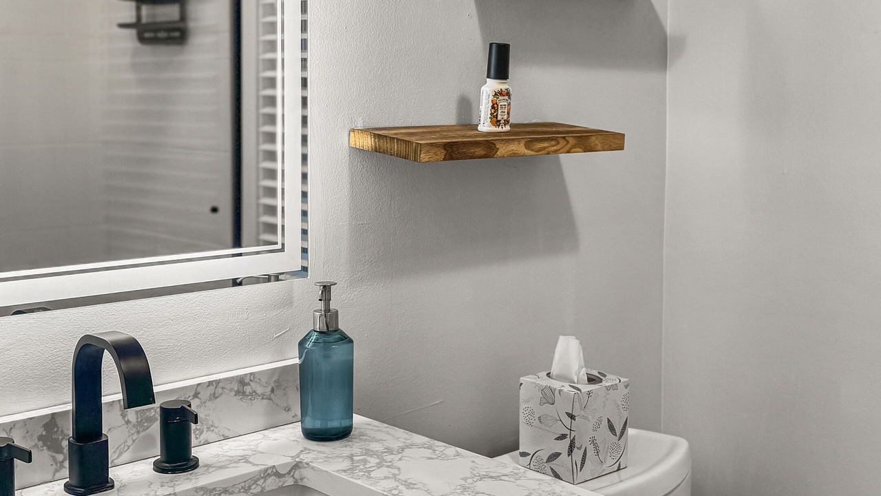 Photo of Bathroom in Zenda