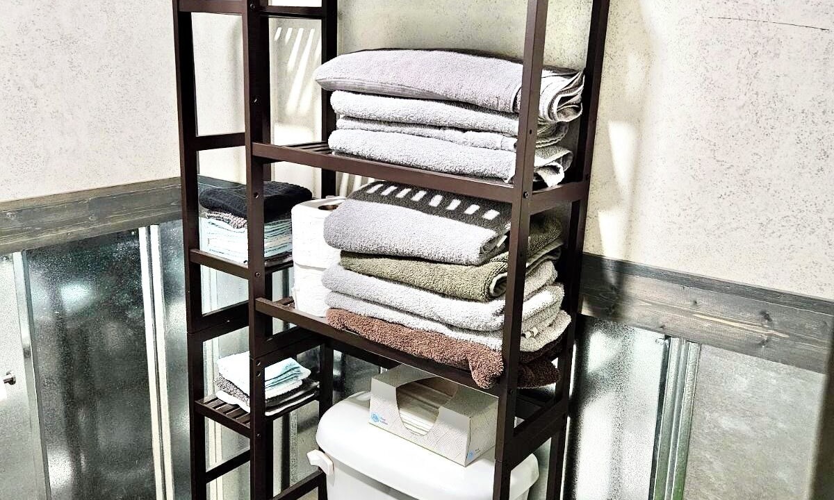 Photo of Bathroom in Bud