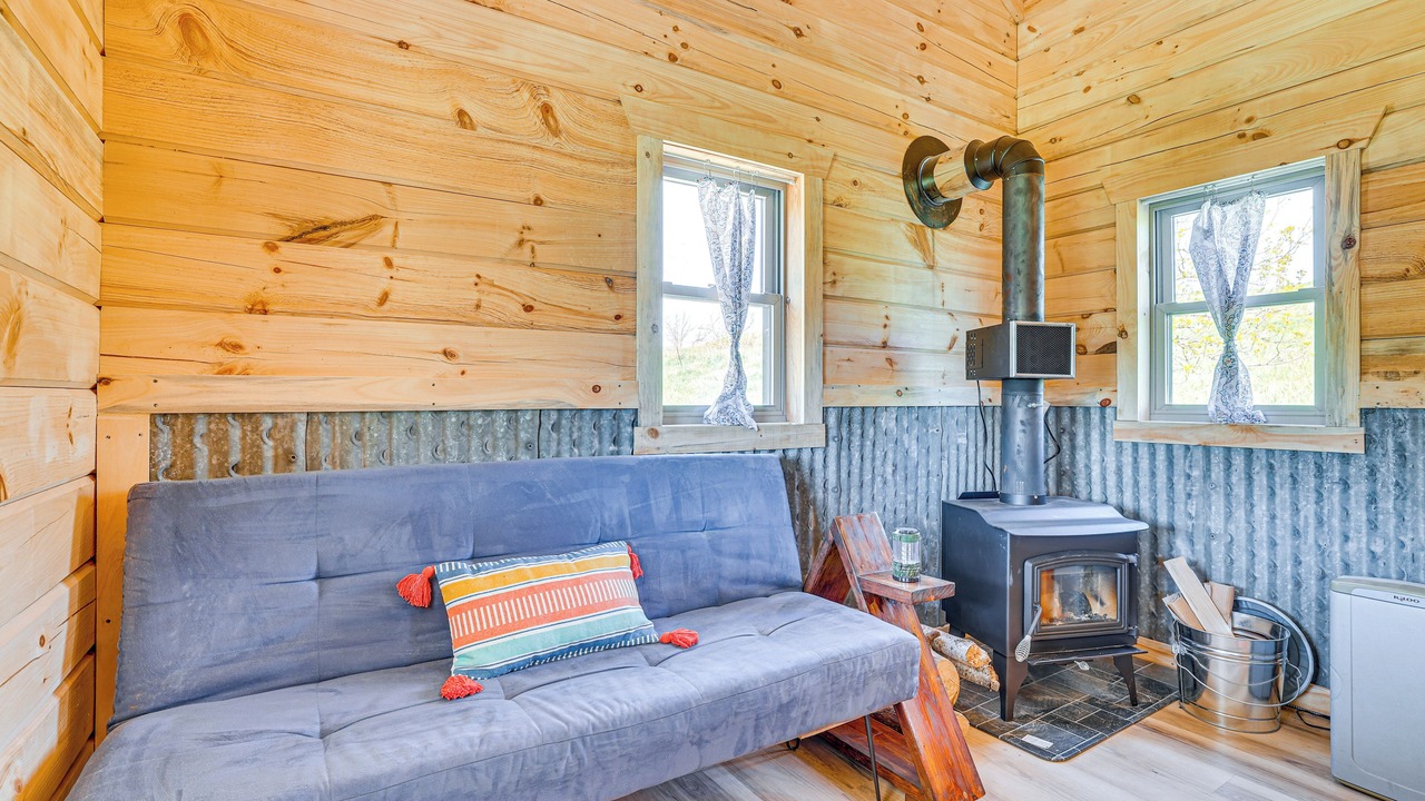 Photo of Livingroom in Winona County