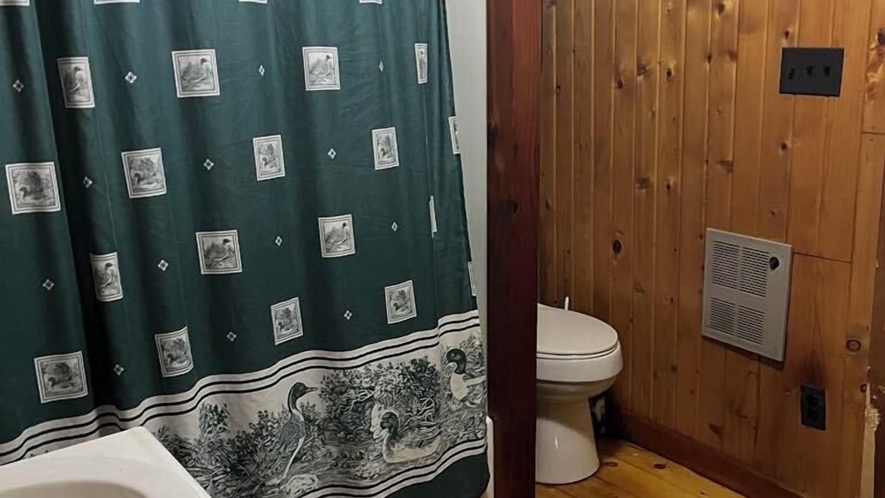 Photo of Bathroom in Eagle Bay