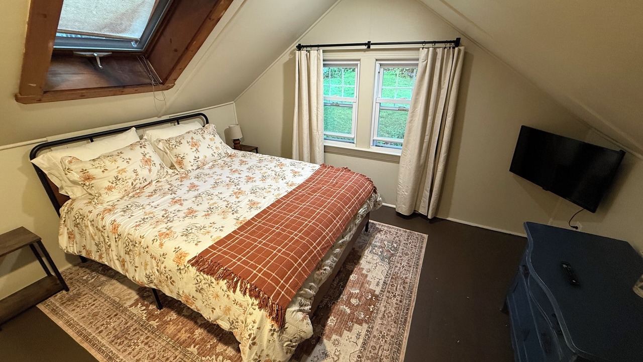 Photo of Bedroom in Columbia