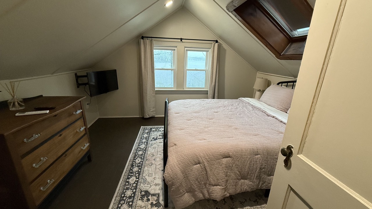 Photo of Bedroom in Columbia