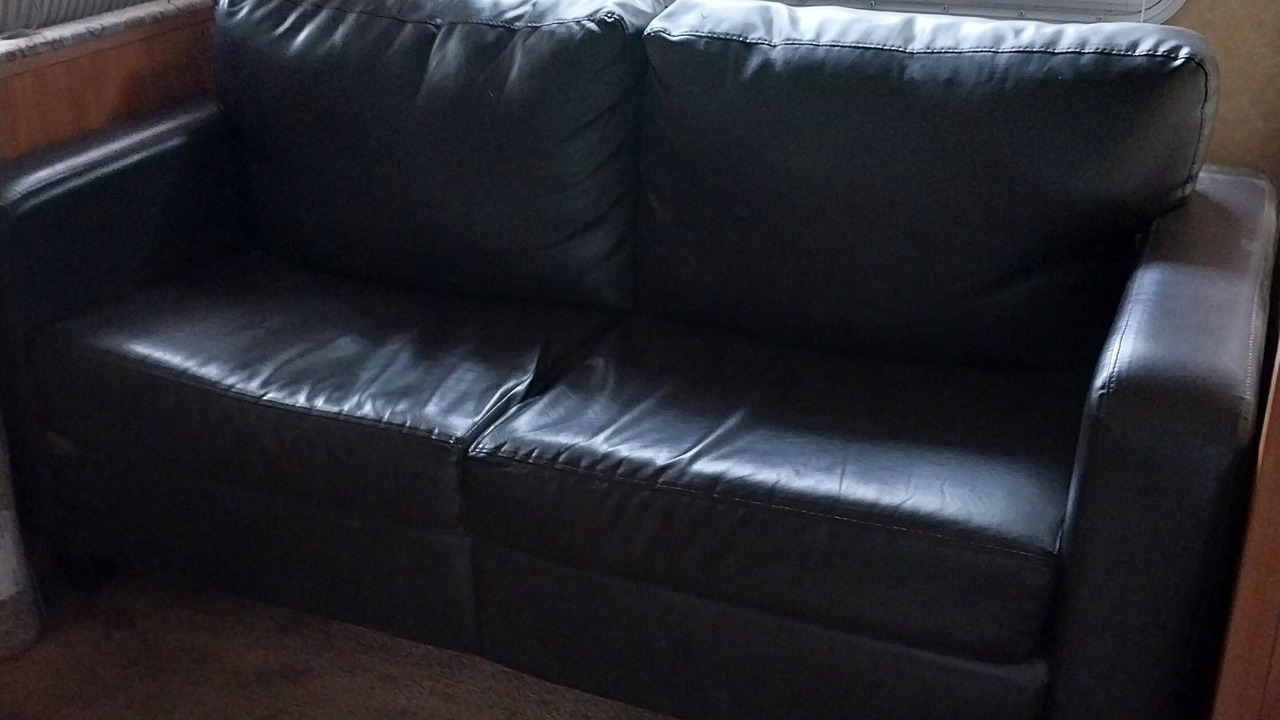 Photo of Livingroom in Orange