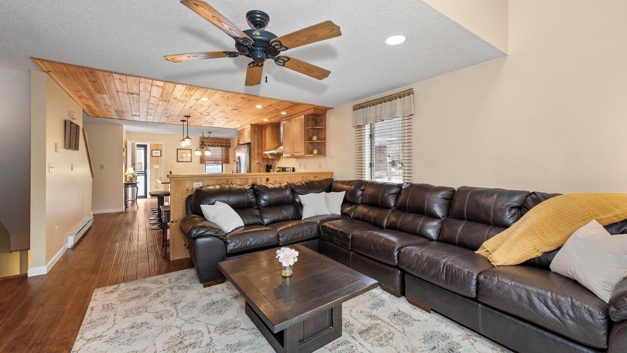 Photo of Livingroom in Campton