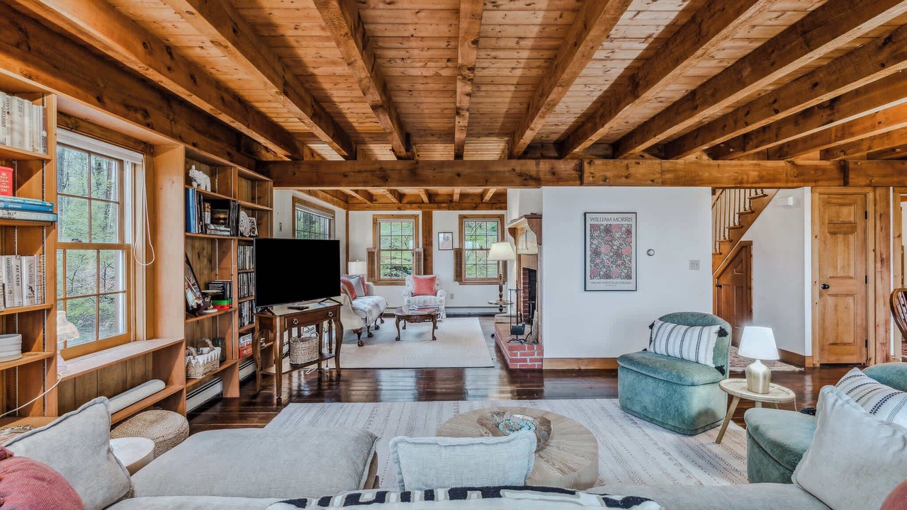 Photo of Livingroom in Barnard