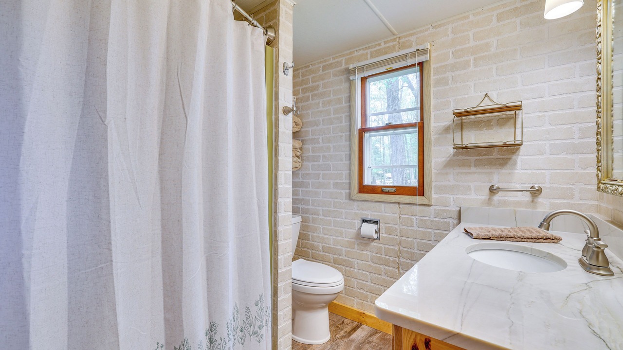 Photo of Bathroom in Neillsville